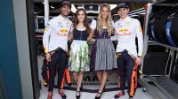 Formula Unas Ricciardo und Verstappen (c) Red Bull Racing.jpg