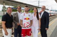 FC Red Bull und Verkehrsverbund kooperieren (c) Neumayr.jpg
