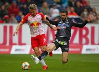 Fredrik Gulbrandsen (RBS) und Anastasios Avlonitis (Sturm) (c) GEPA Bachun .jpg