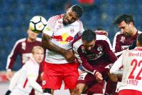 Paulo Miranda (RBS) und Manuel Seidl (Mattersburg) (c) GEPA pictures Roittner